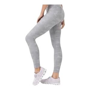 Vuori Clean Elevation Gray Camo Leggings L